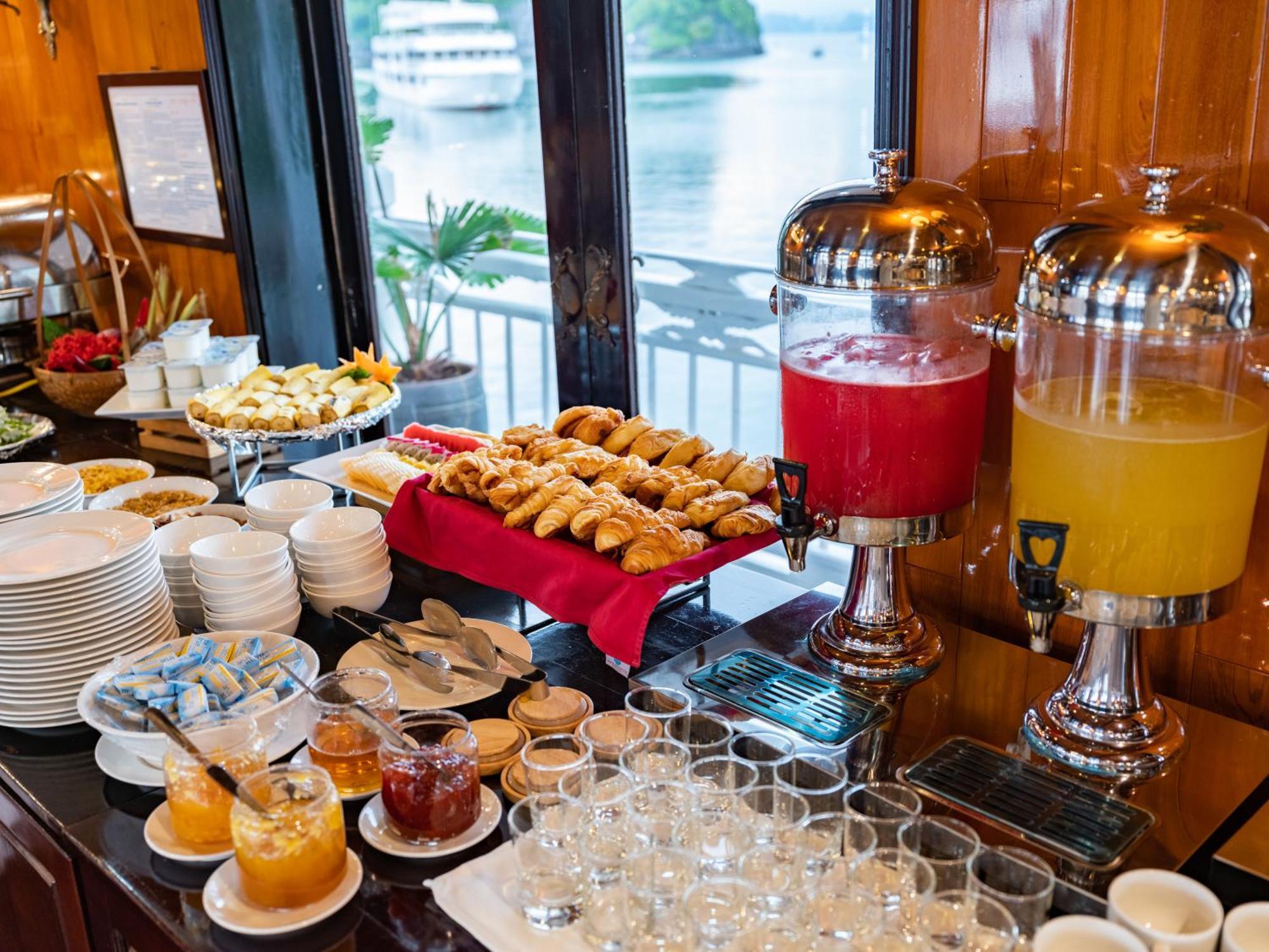 Hera Grand Luxury Cruise 下龍 外观 照片