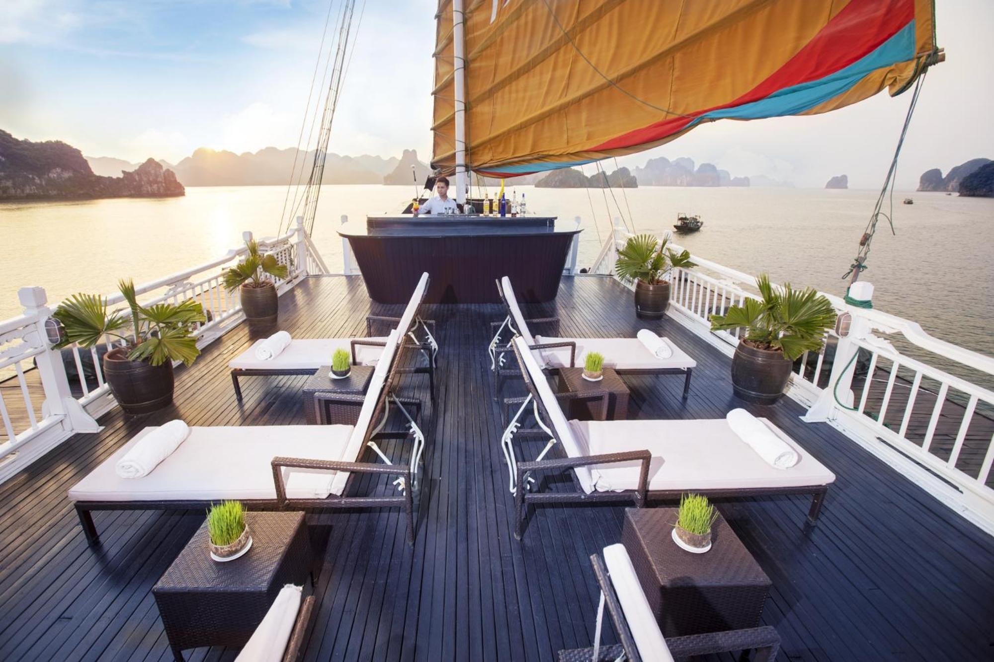 Hera Grand Luxury Cruise 下龍 外观 照片